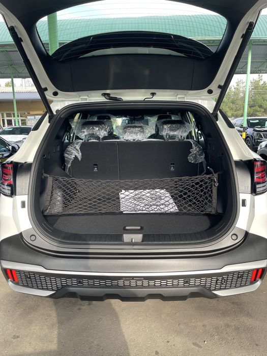 Kia Sportage  X-Line Full 2litrlini 2023 yil 20.000 yurgan