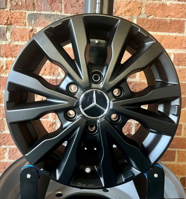 Jante 16 Mercedes Sprinter de Greutate 5600 kg  Jante Noi Negre .