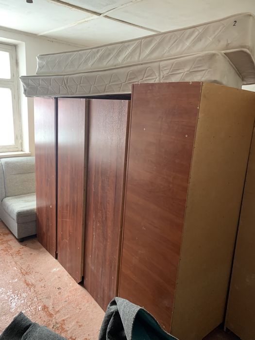 Шкафы, матрасы и диваны