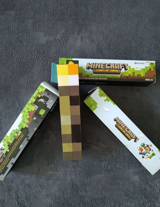 Майнкрафт Minecraft диамантен меч кирка,брадва играчка Маинкрафт 35лв.