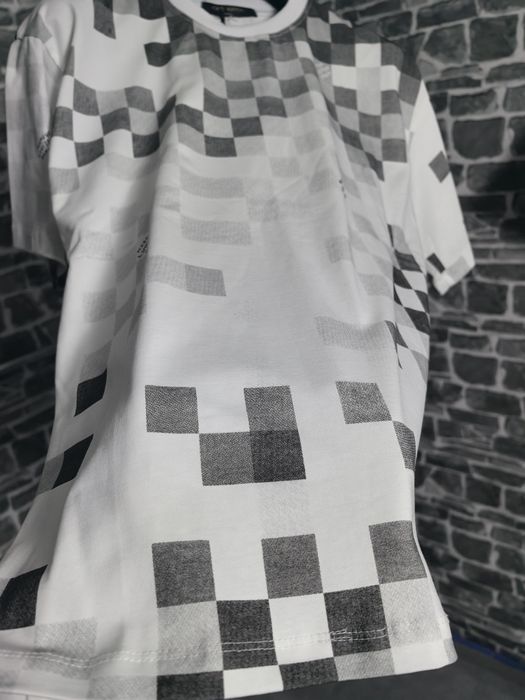 Lois Vieton тениска