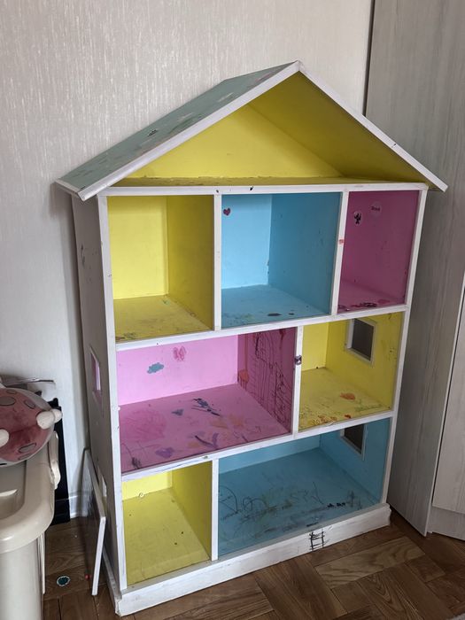 Продается два домика для игрушек