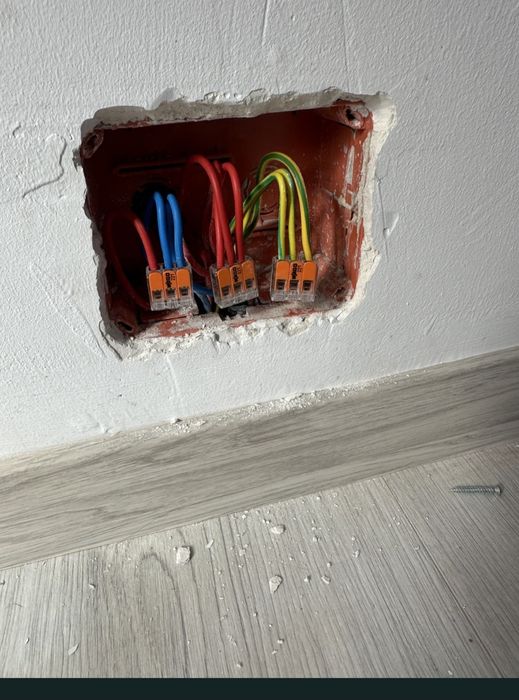 Electrician autorizat ANRE interventii non stop