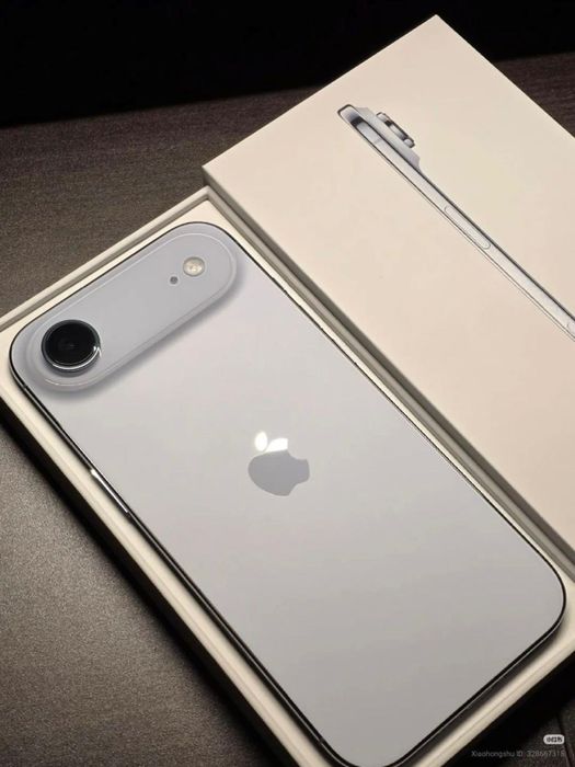 Продаю айфон 17 аир