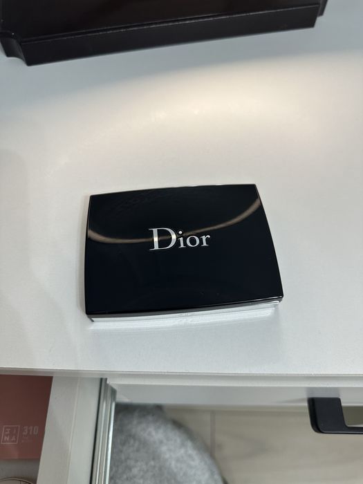 Продам Пудру от Dior
