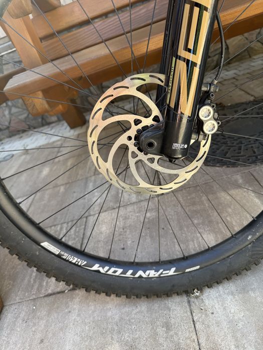 yt capra custom