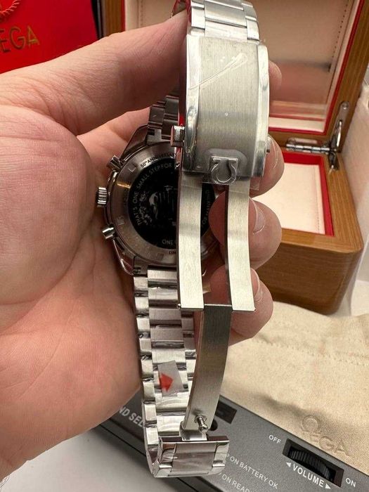 omega speedmaster среброC