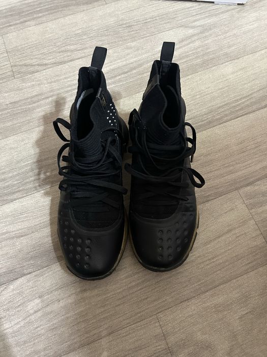 Весенние кроссовки