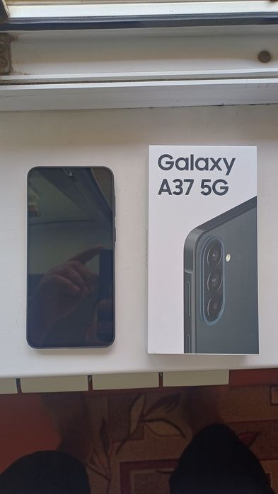 Самсунг А 37, Продам