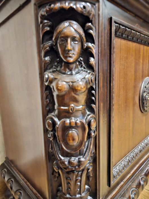 Продам старинные напольные часы