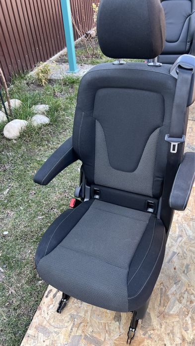 Scaun banchete mercedes V class w447