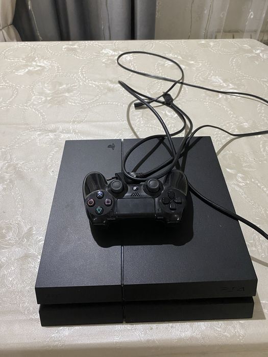 Sony Playstation 4 с играми