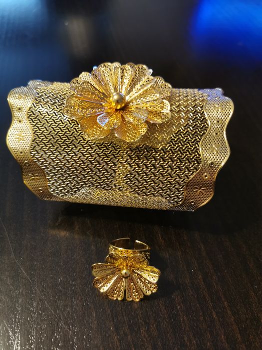 Уникална позлатена гривна и пръстен