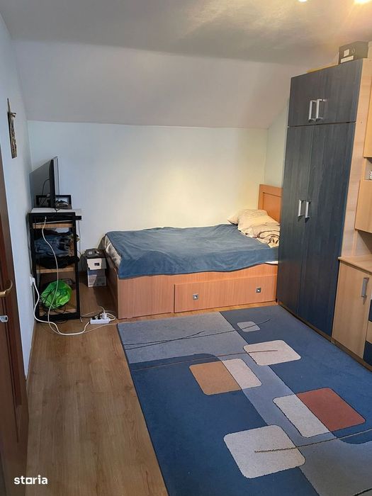 Casă cu 3 camere zona Gusterița