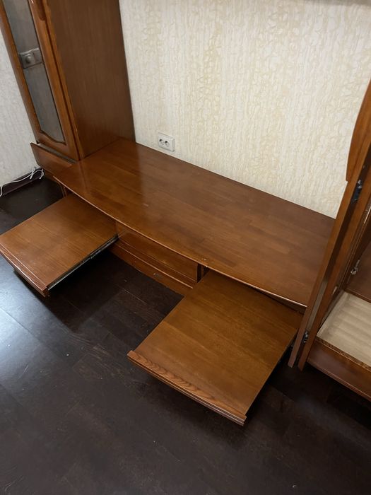 Продам стенку в зал