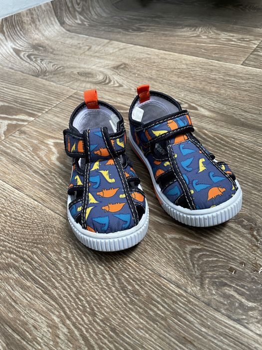 Детски сандали