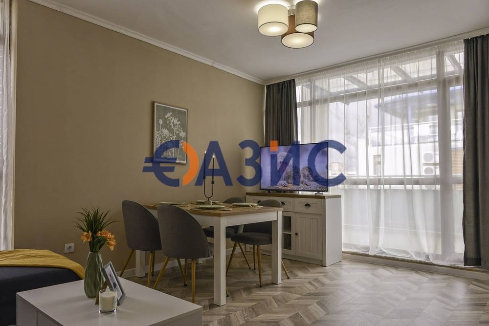 Продава се Двустаен апартамент в к.к. Слънчев бряг - 65 кв.м за 1193 €/кв.м - Снимка #1