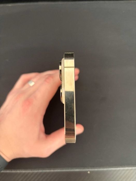 iPhone 14 Pro б/у в отличном состоянии