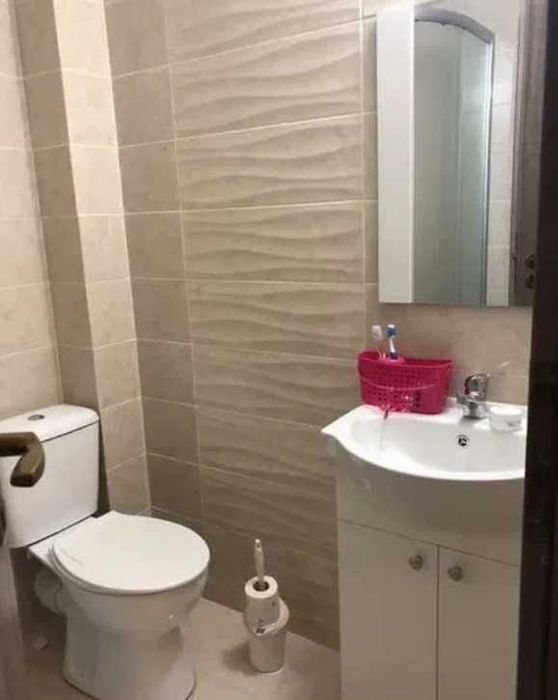 Дава се под наем Едностаен апартамент в Пловдив, Южен - 45 кв.м за 153 € - Снимка #2