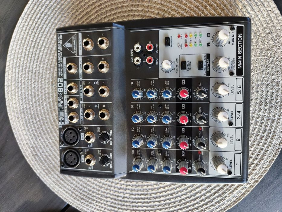 Mixer Audio Behringer XENYX 802