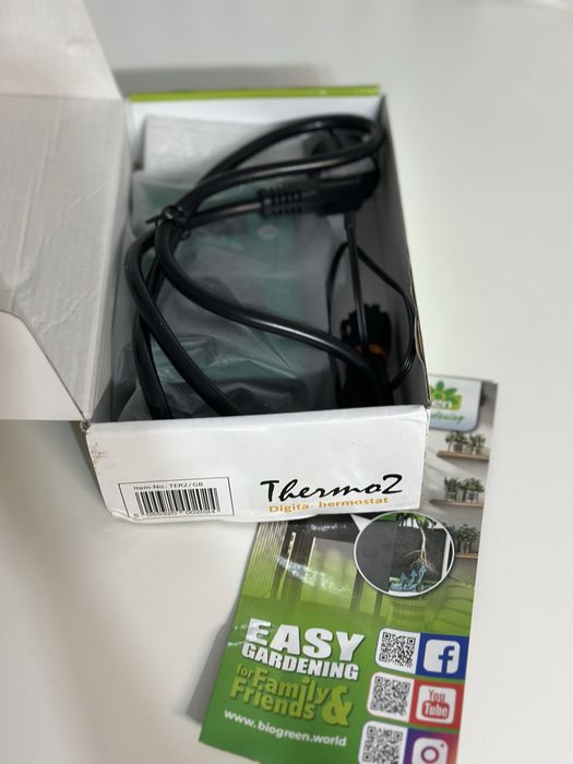 Termostat Digital BioGarden Thermo 2 Pentru Control Temperatura Sere Solarii Verde La cutie Nou Sonda Temperatura