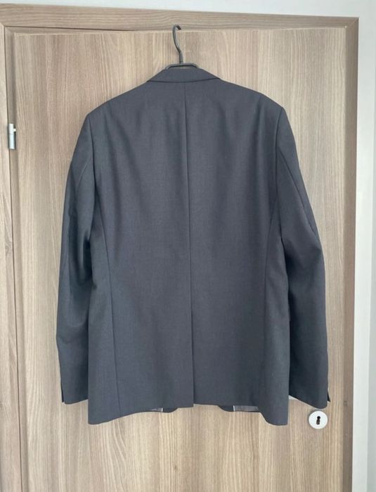 Costum barbati Carl Gross