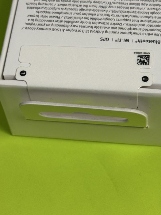 ЗАПЕЧАТАН 40mm Samsung watch 8 Yettel Гаранция 2027 Silver