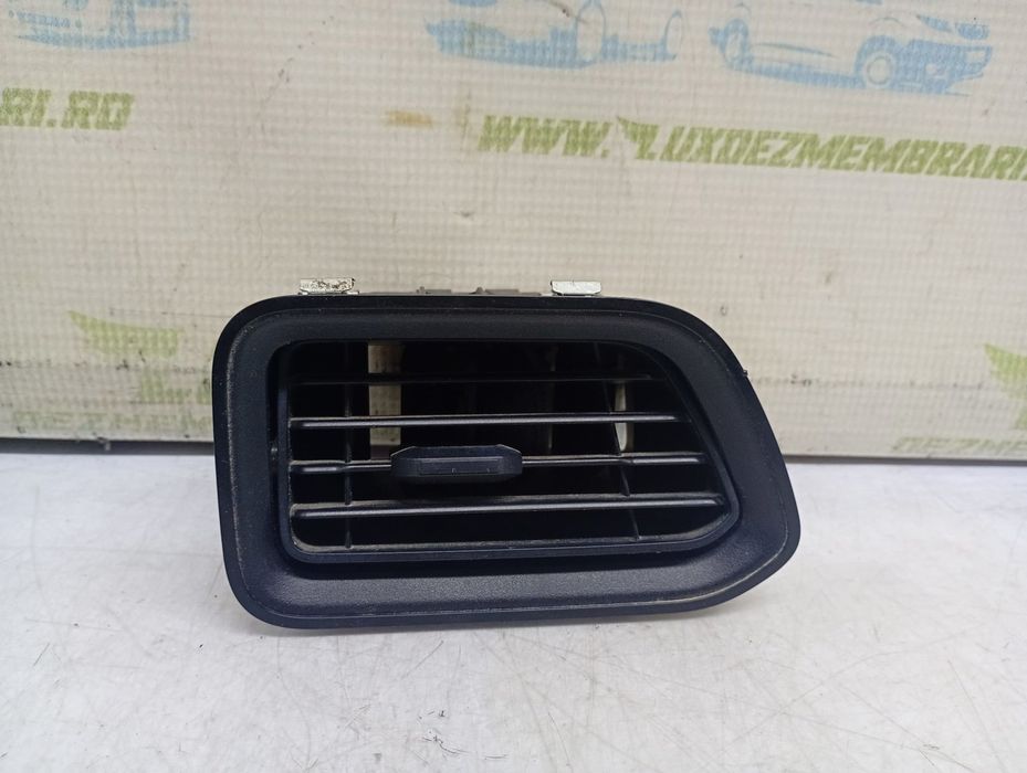 Grila ventilatie bord 687501519R Renault Master 3 (2010 - 2015) 2.3 dci m9t710