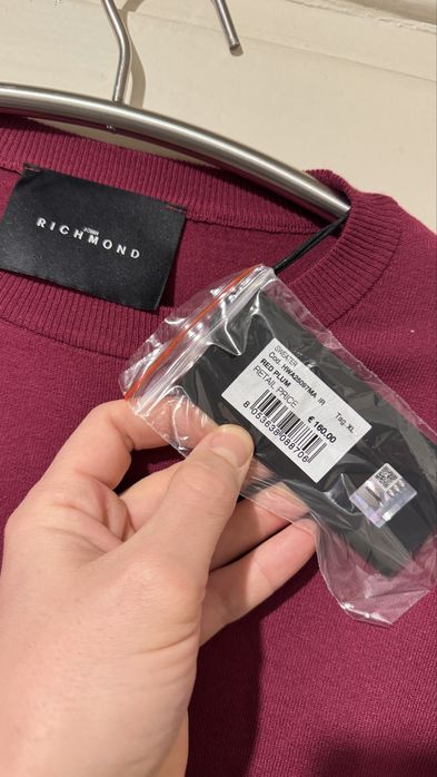 John Richmond - дизайнерски пуловеr