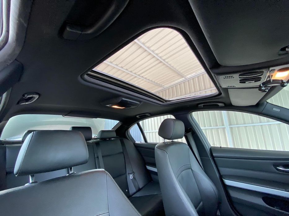 Dezmembrez BMW 320d LCI 2010 N47 2.0d 184cp,Recaro,Trapa,FLA,Led