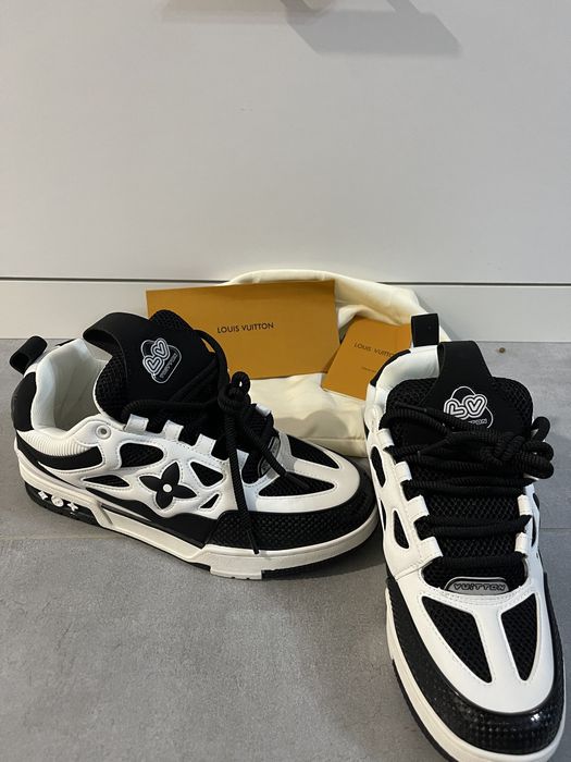 Louis Vuitton black&white