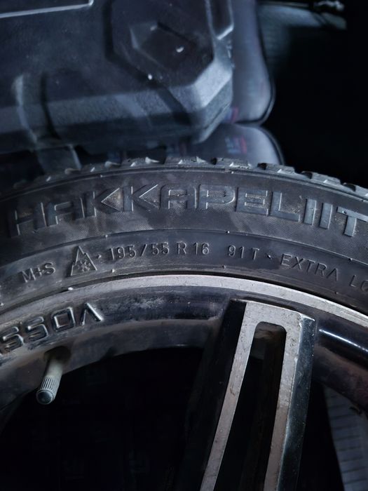 Зимние балоны титановыми дисками