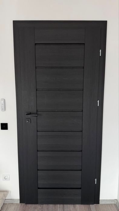 Vând ușă interior cu toc