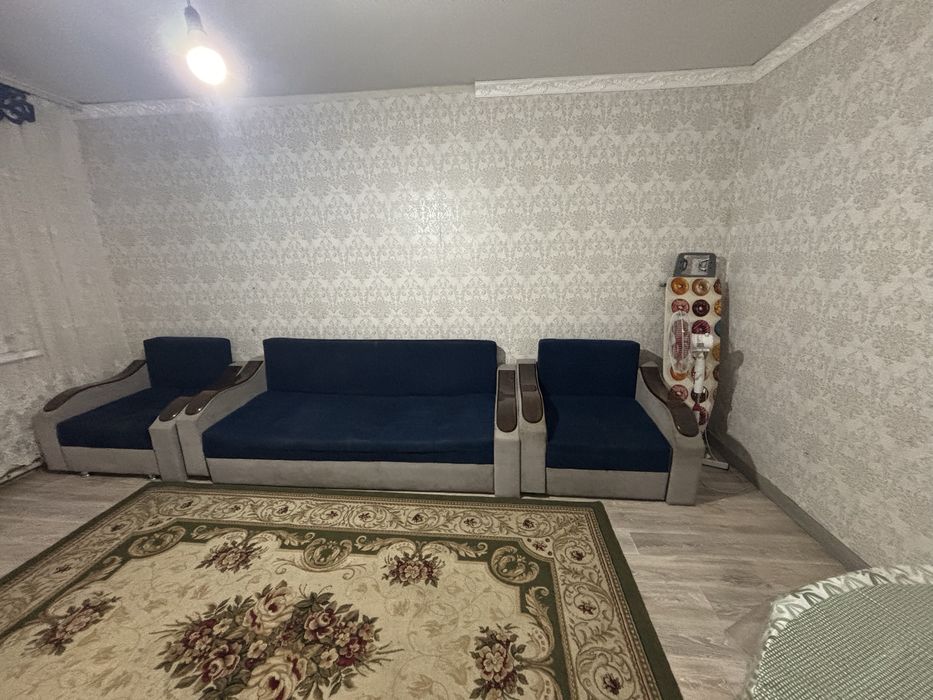 Арендую помесячно 2комнатную квартиру