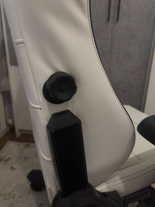 Игровое коесло Dxracer Master