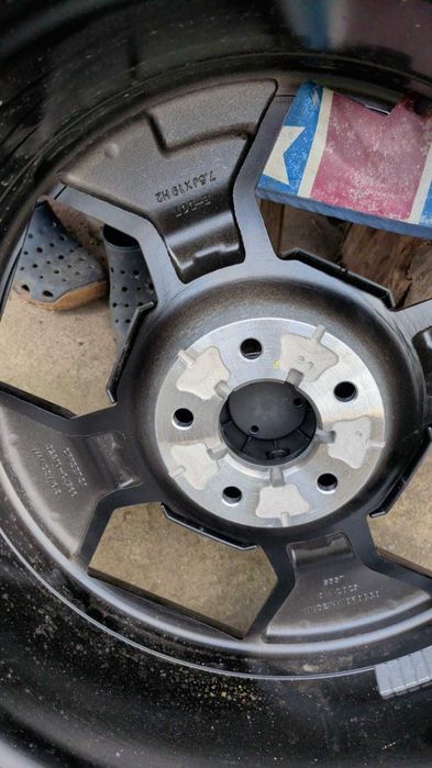 Jante Kia Noi 19 zoli + Cauciucuri Noi Michelin