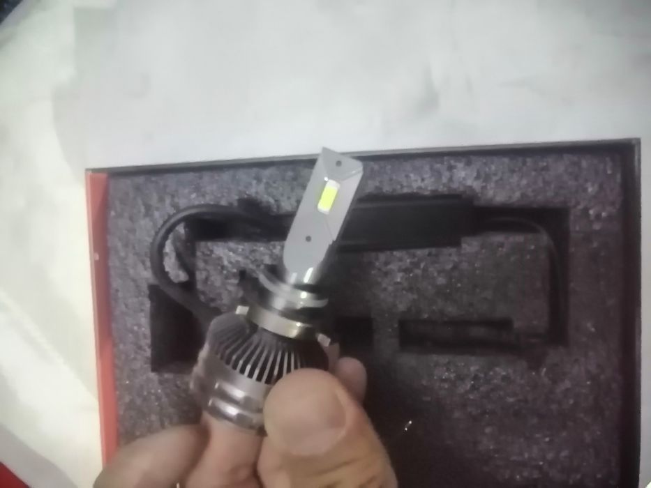 Продам лэд лампы 70 ватт, 6000к