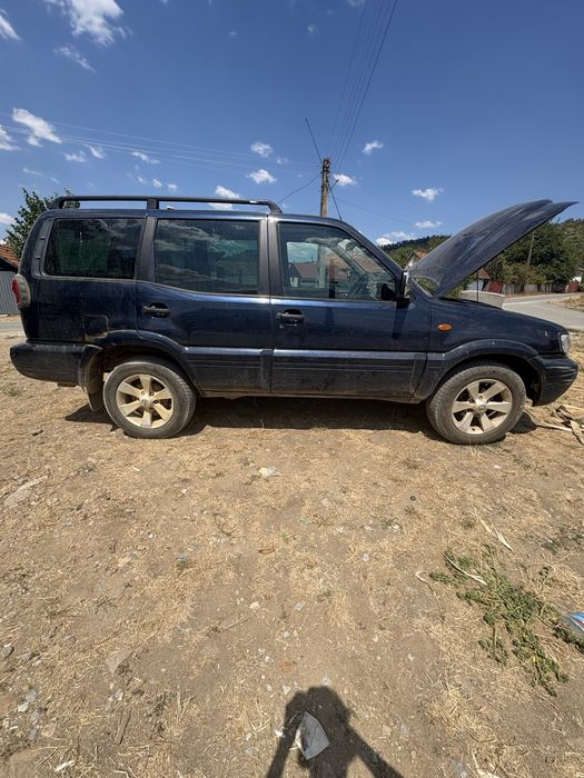 Vand Nissan terrano