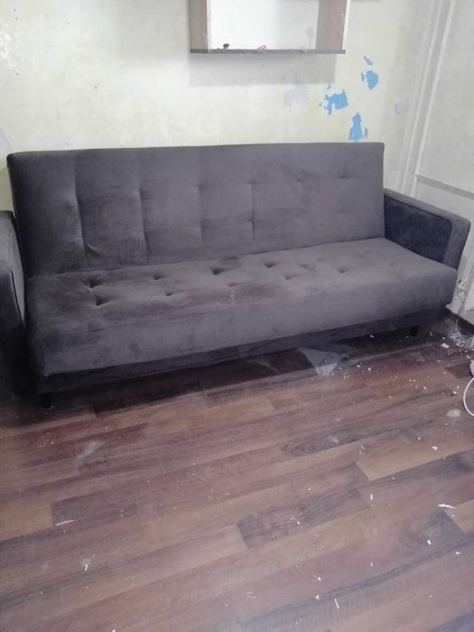 Canapea extensibilă cu ladă