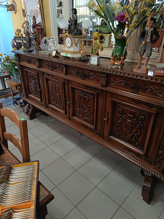 Lichidare stoc mobilier antic lemn masiv