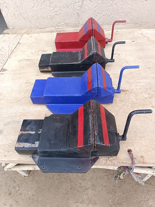 Тиски захват 14 см