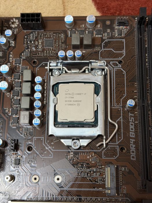 Kit MSI B250M Pro-Vd + i7-7700