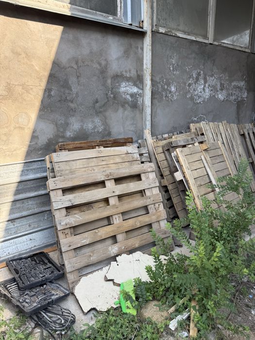 Продам паллеты поддоны срочно