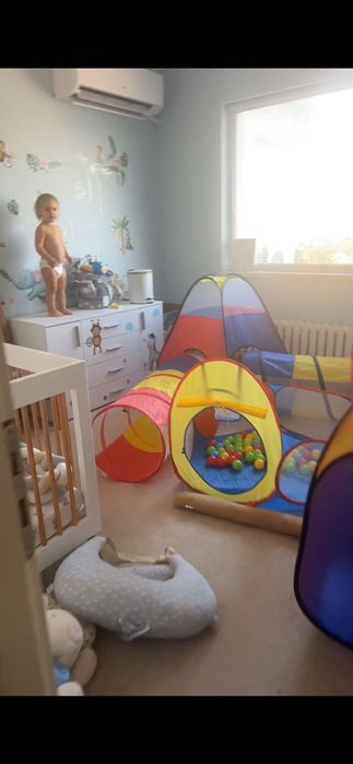 Тунели с куб и басейн за игра с 100 топки