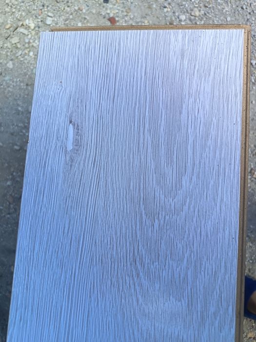 Vând 14 cutii de pachet laminat