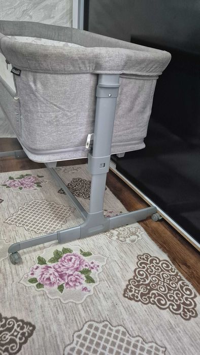 Кошара с подвижна страница Chipolino Мама и аз, Сива