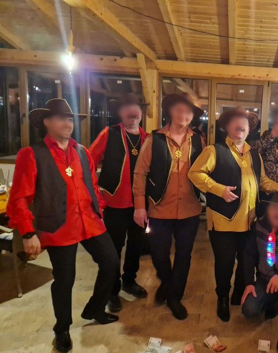 Costume țigănești pentru evenimente