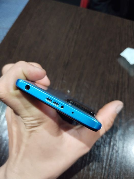 Продаю Redmi 10.