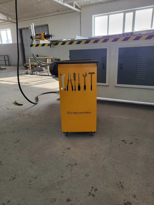 стеллаж для инструментов