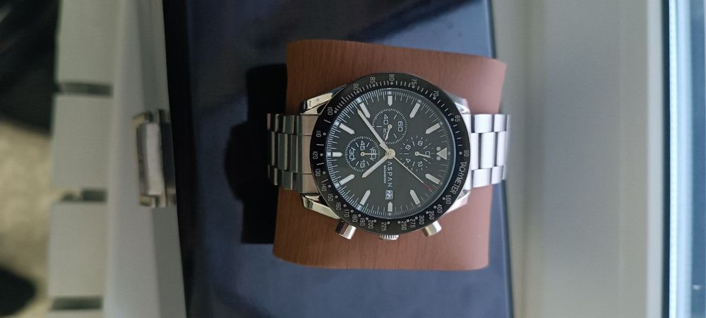 Продам часы в хорошем состоянии